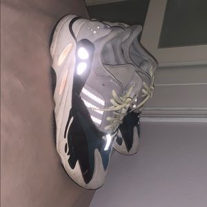 YEEZY Wave runners size 14